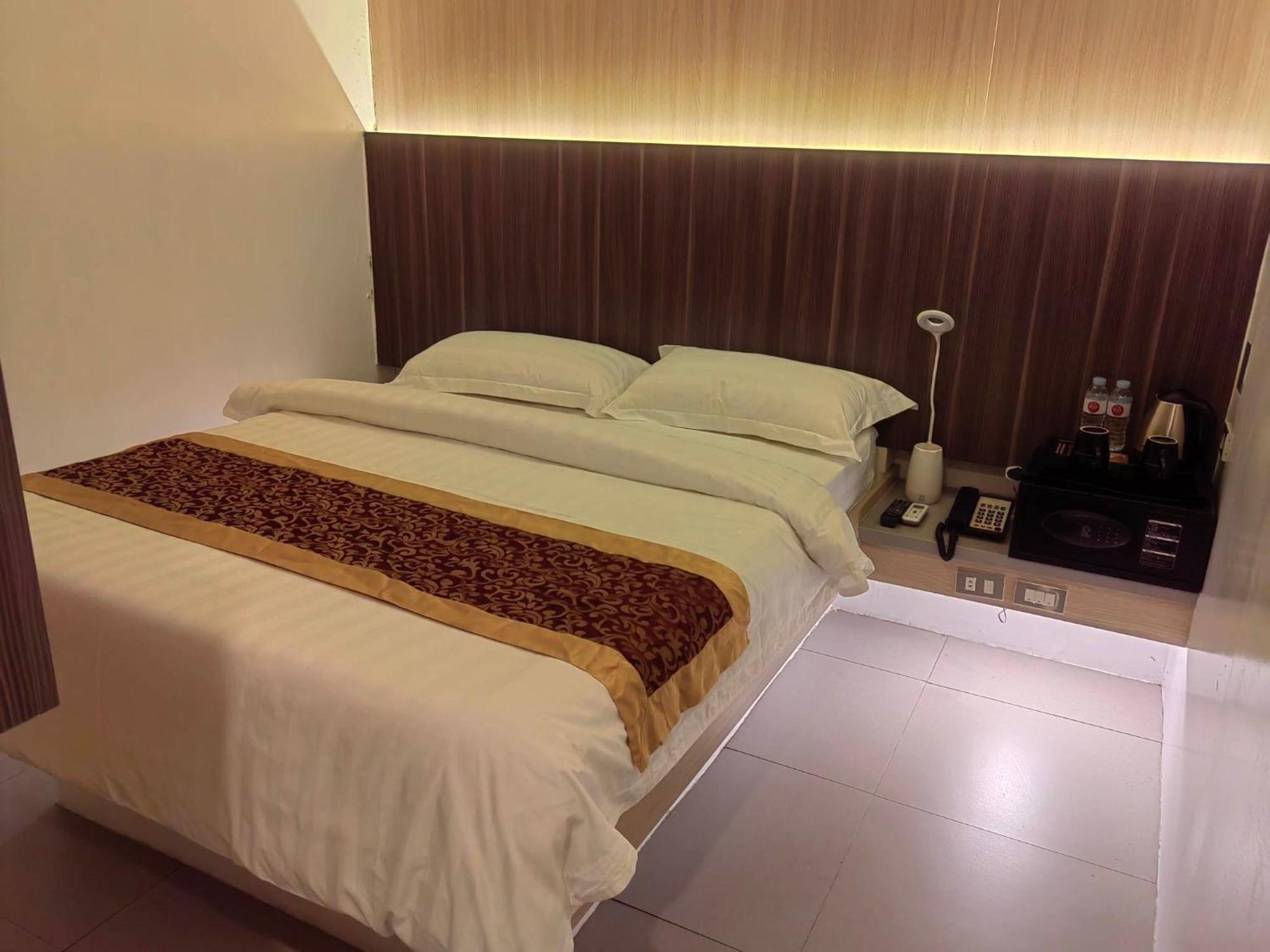 Kojo Hotel Tagum Exterior photo
