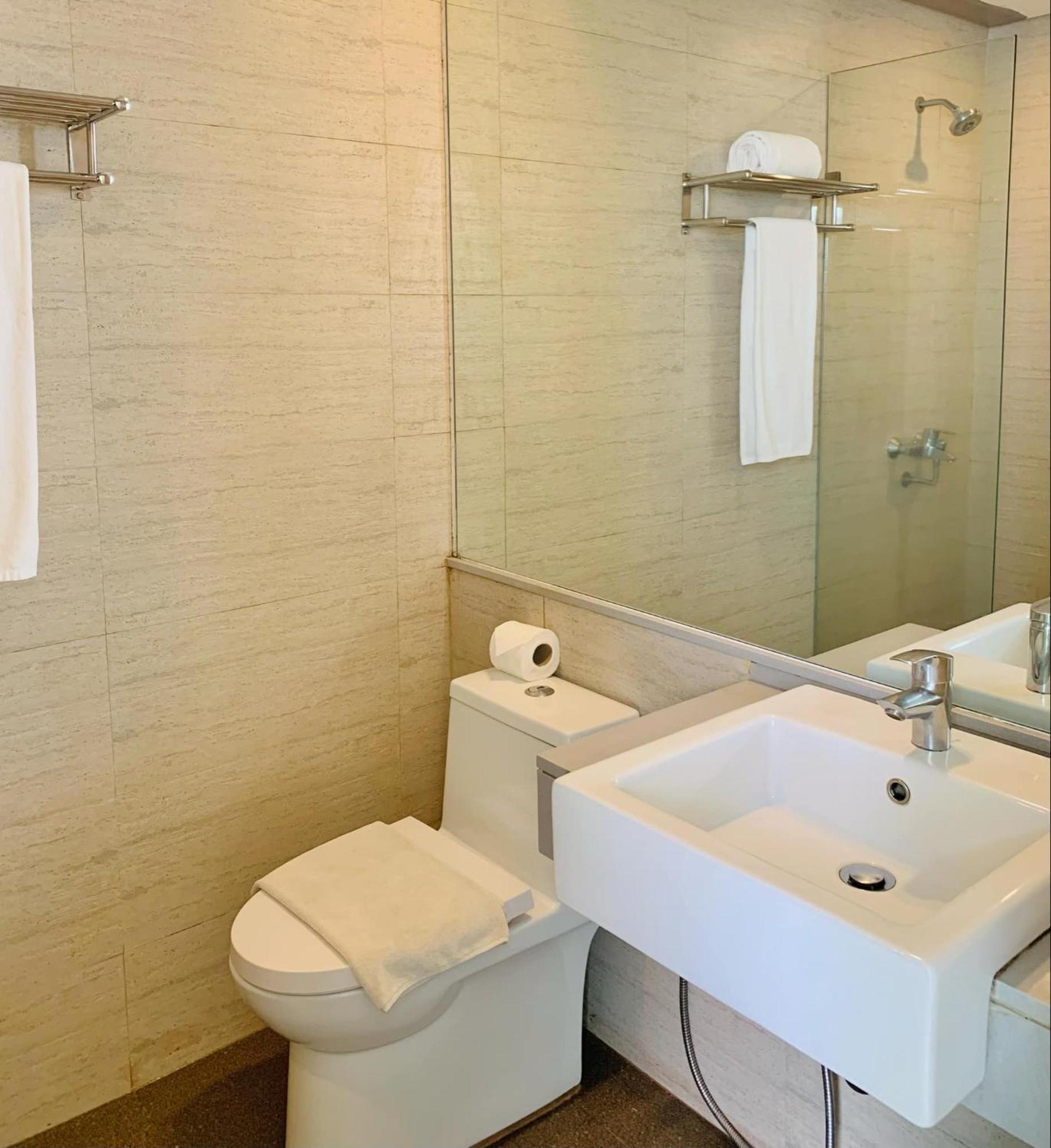 Kojo Hotel Tagum Exterior photo